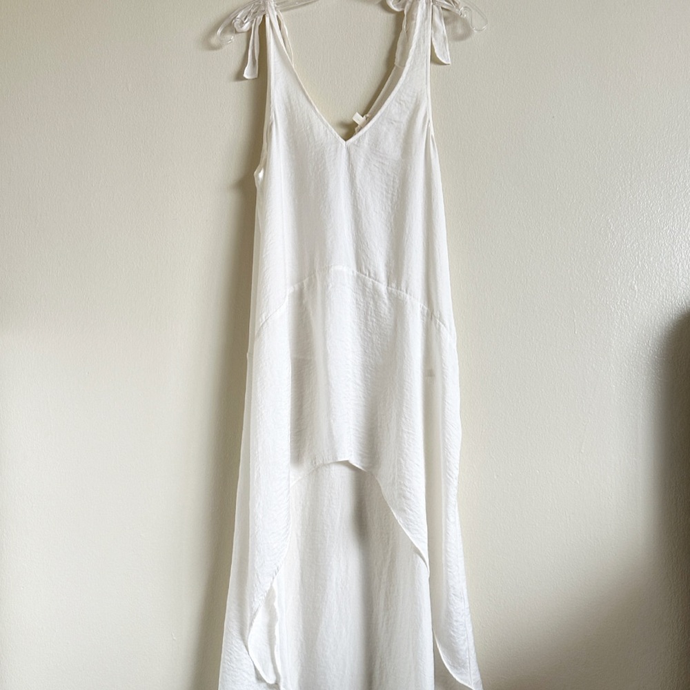 Tie Shoulder V-Neck Top